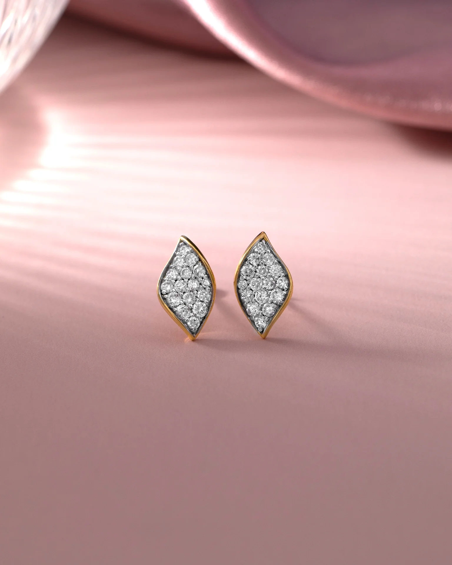 Bloom Diamond Stud - Image 5