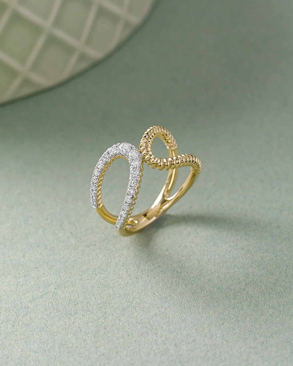 Bold Textured Diamond Band - Image 5