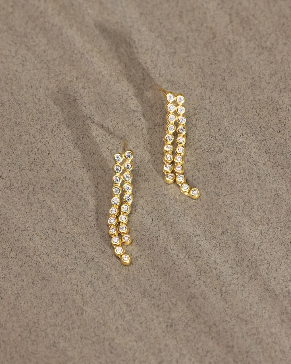 Bubbles Diamond Drop Earrings - Image 5