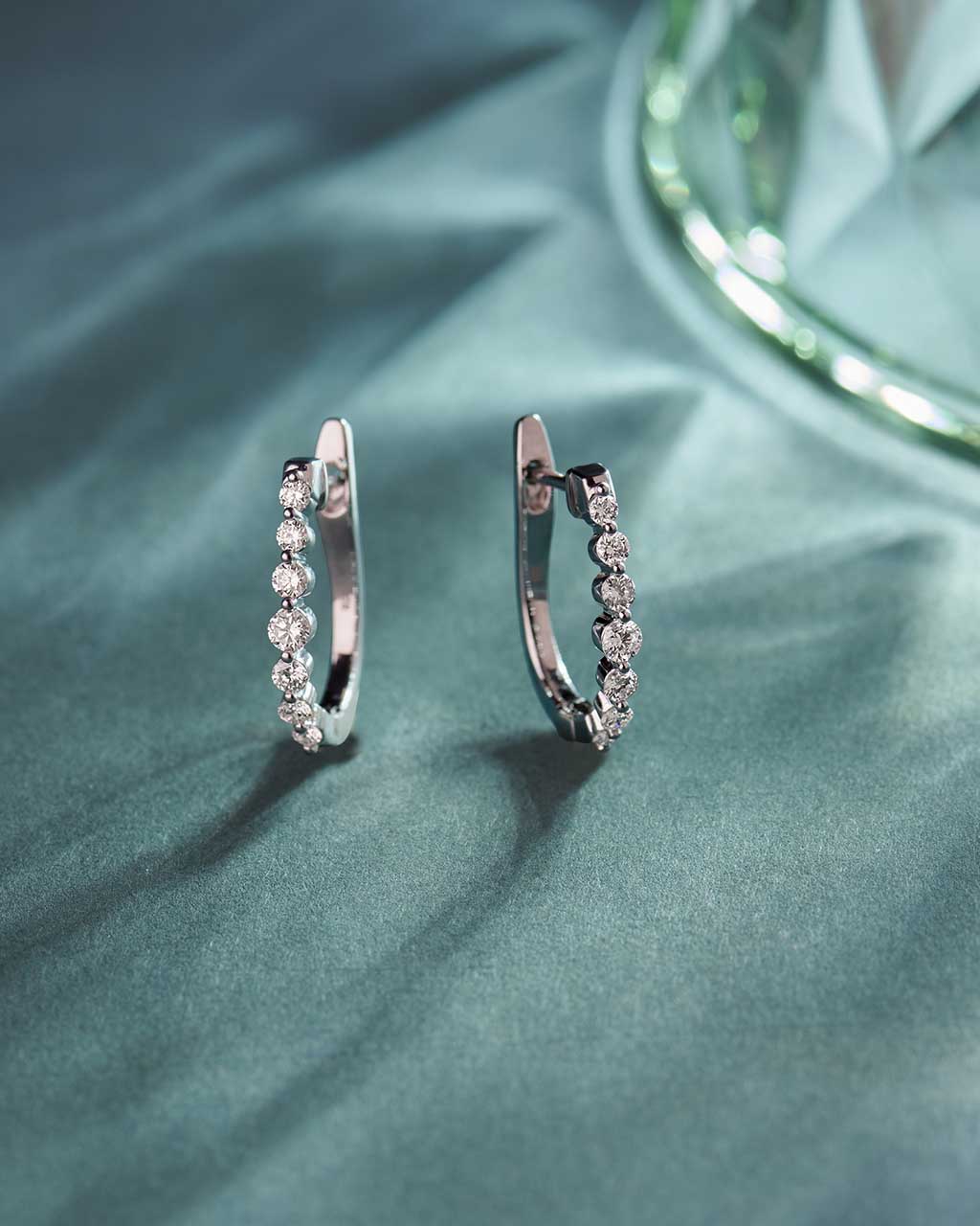 Captivating Pear Diamond Hoops - Image 5