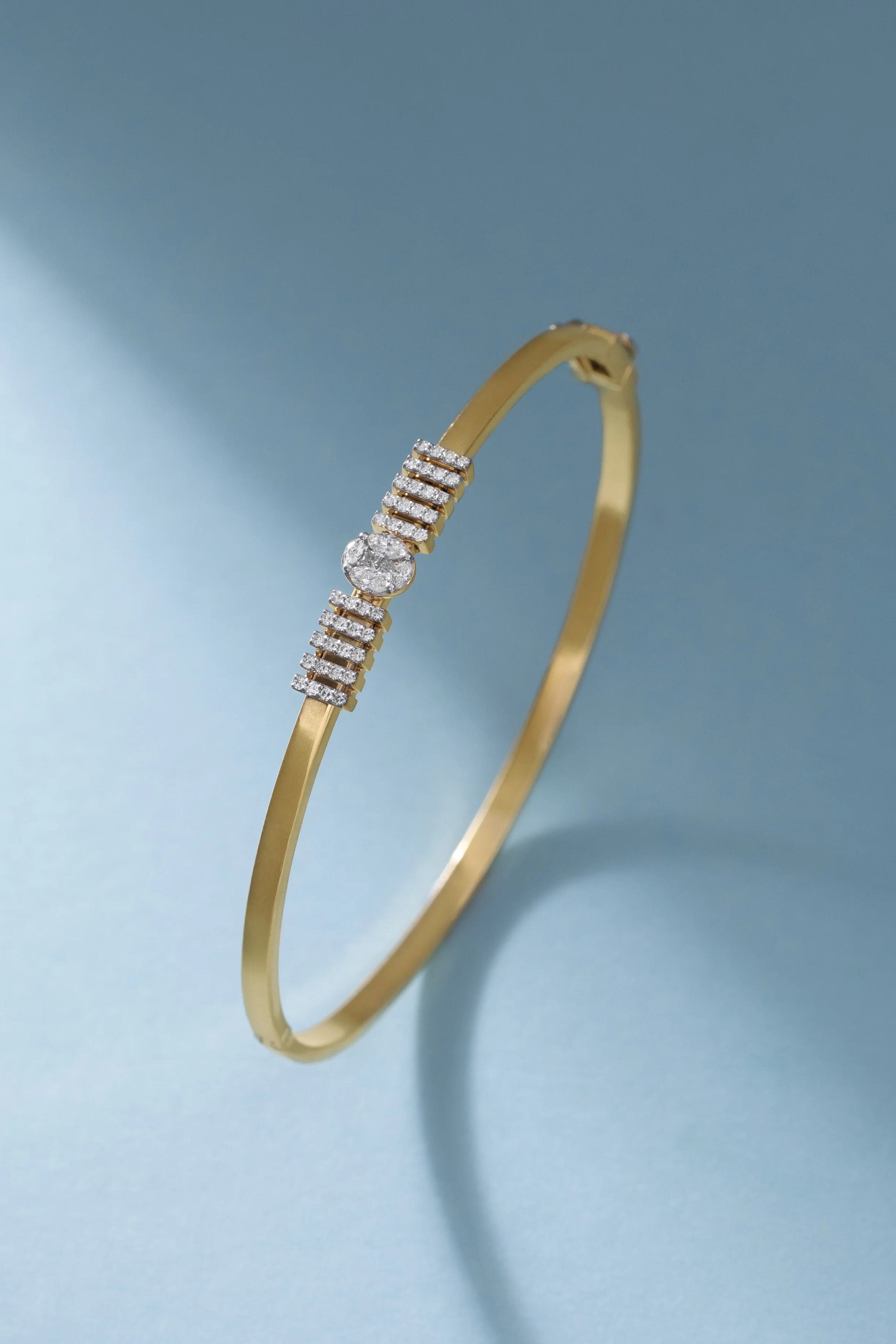 Center Diamond Cluster Oval Bracelet - Image 4