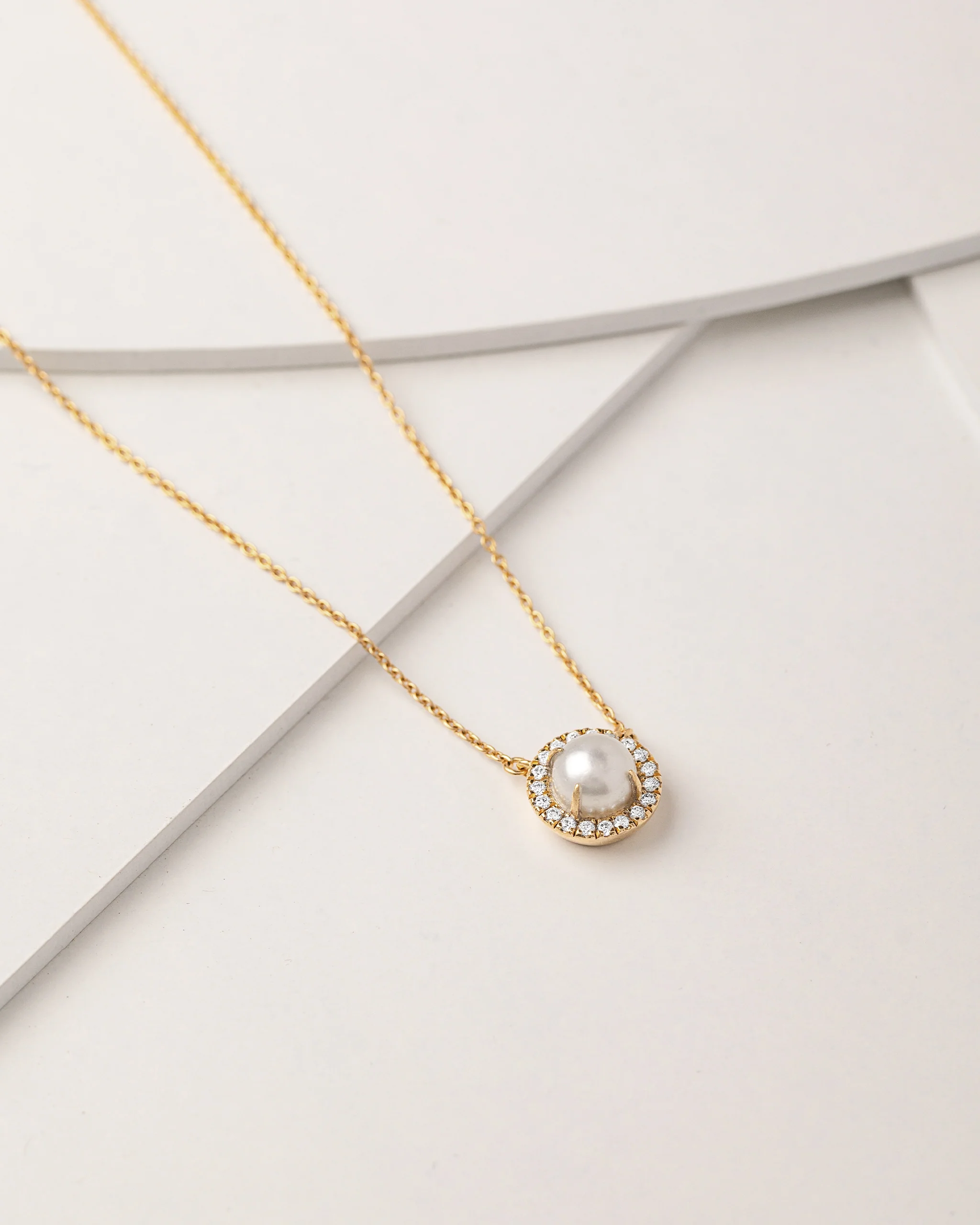 Classic Pearl Diamond Necklace - Image 5