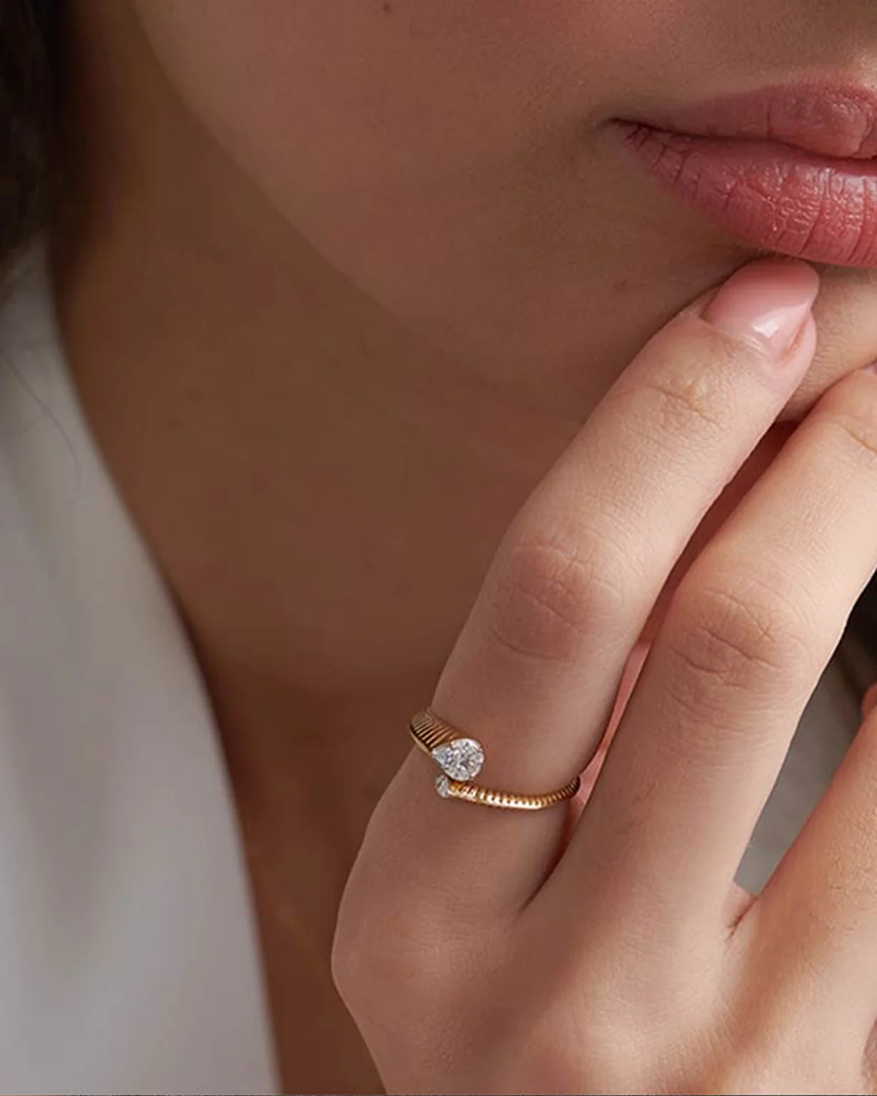 Coiled Diamond Band - Image 4
