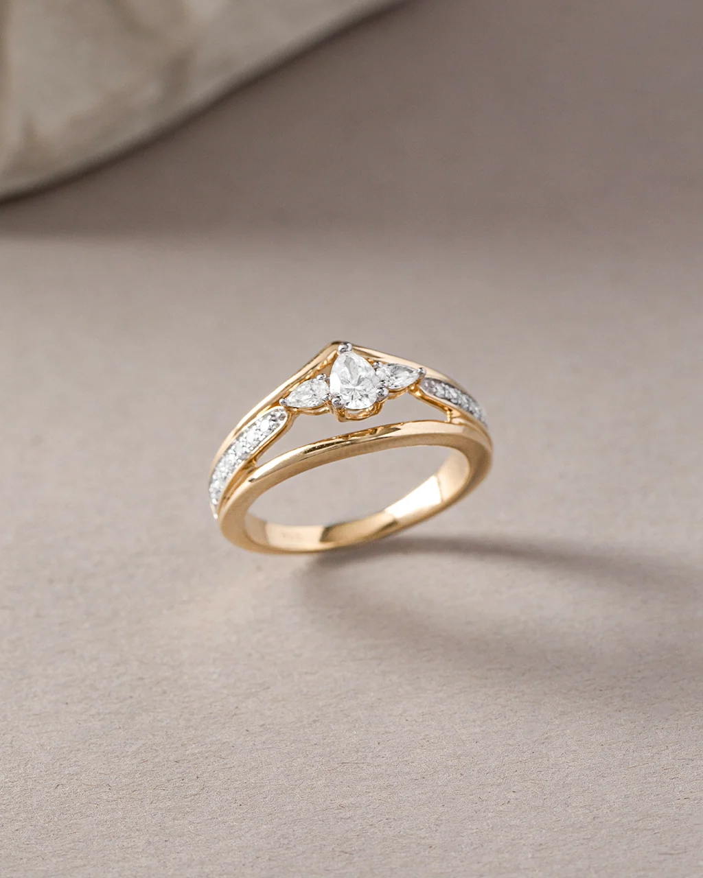 Crown Diamond Ring - Image 5