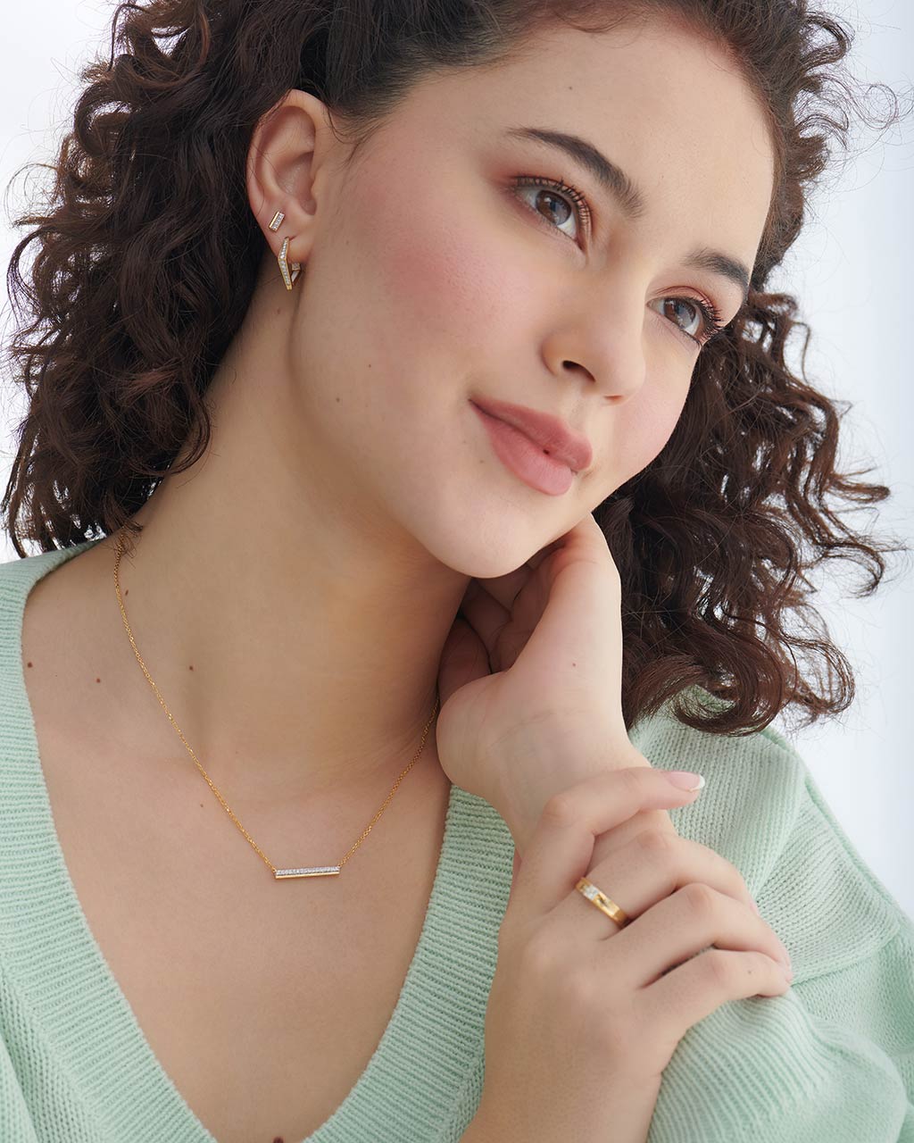 Diamond Bar Necklace - Image 4