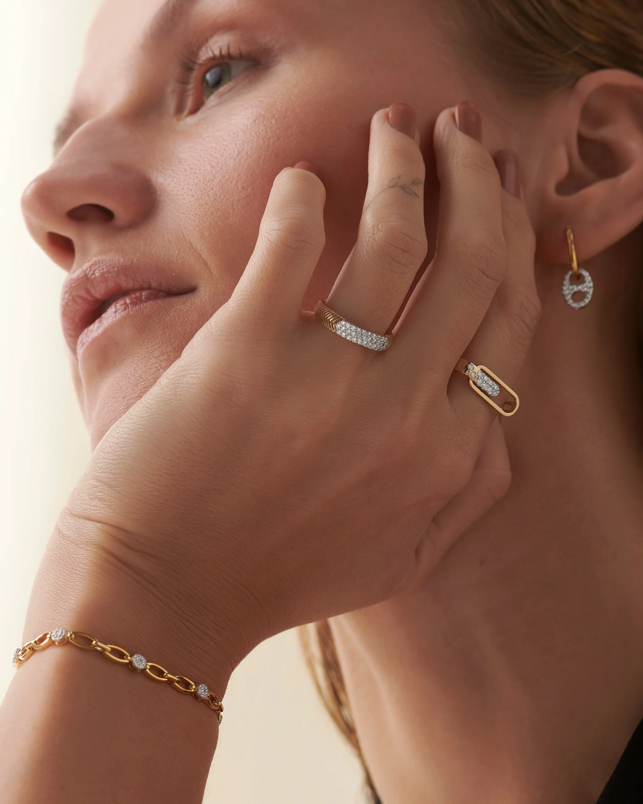 Fine Chevron Diamond Band - Image 4