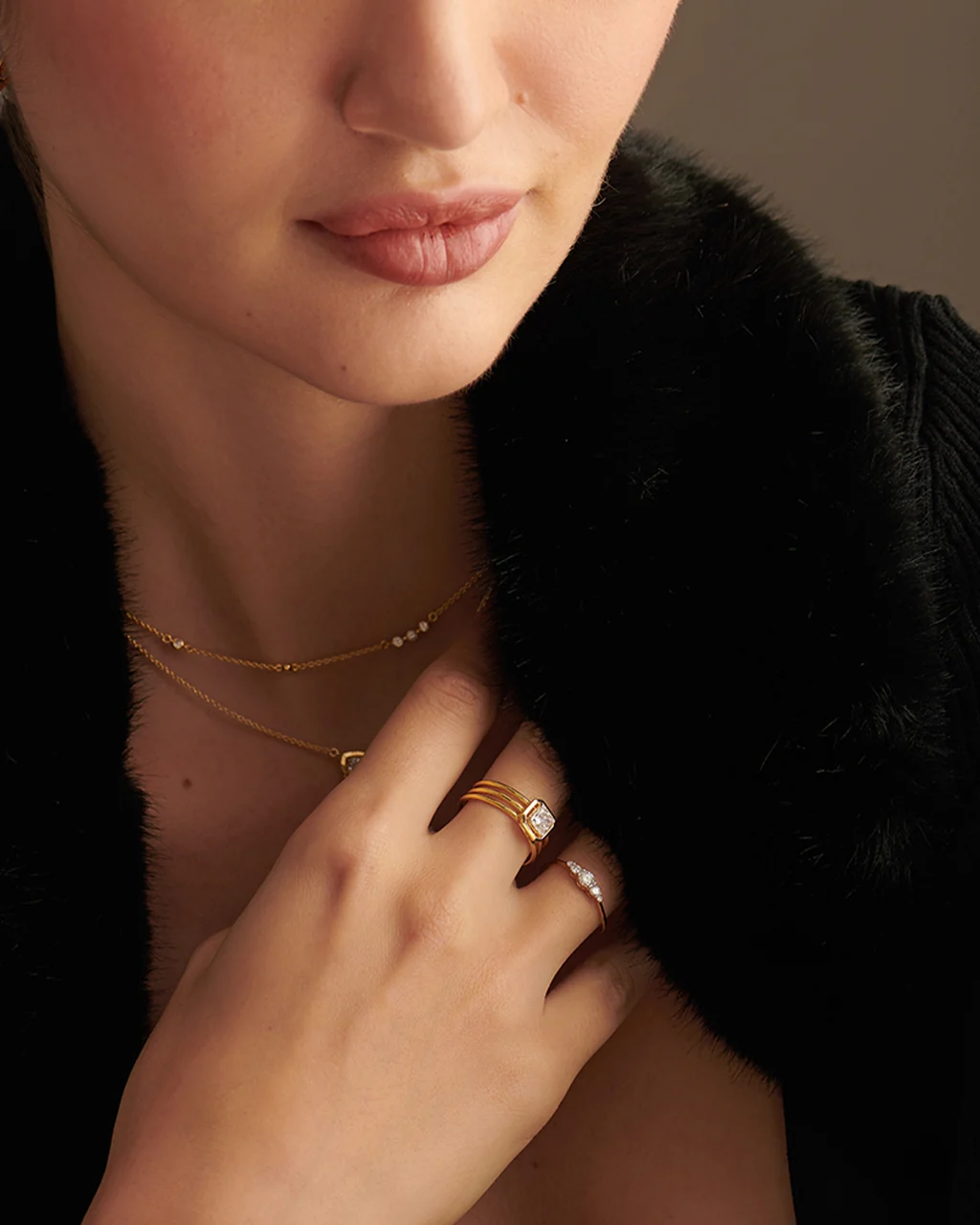 Five Stone Diamond Ring - Image 3