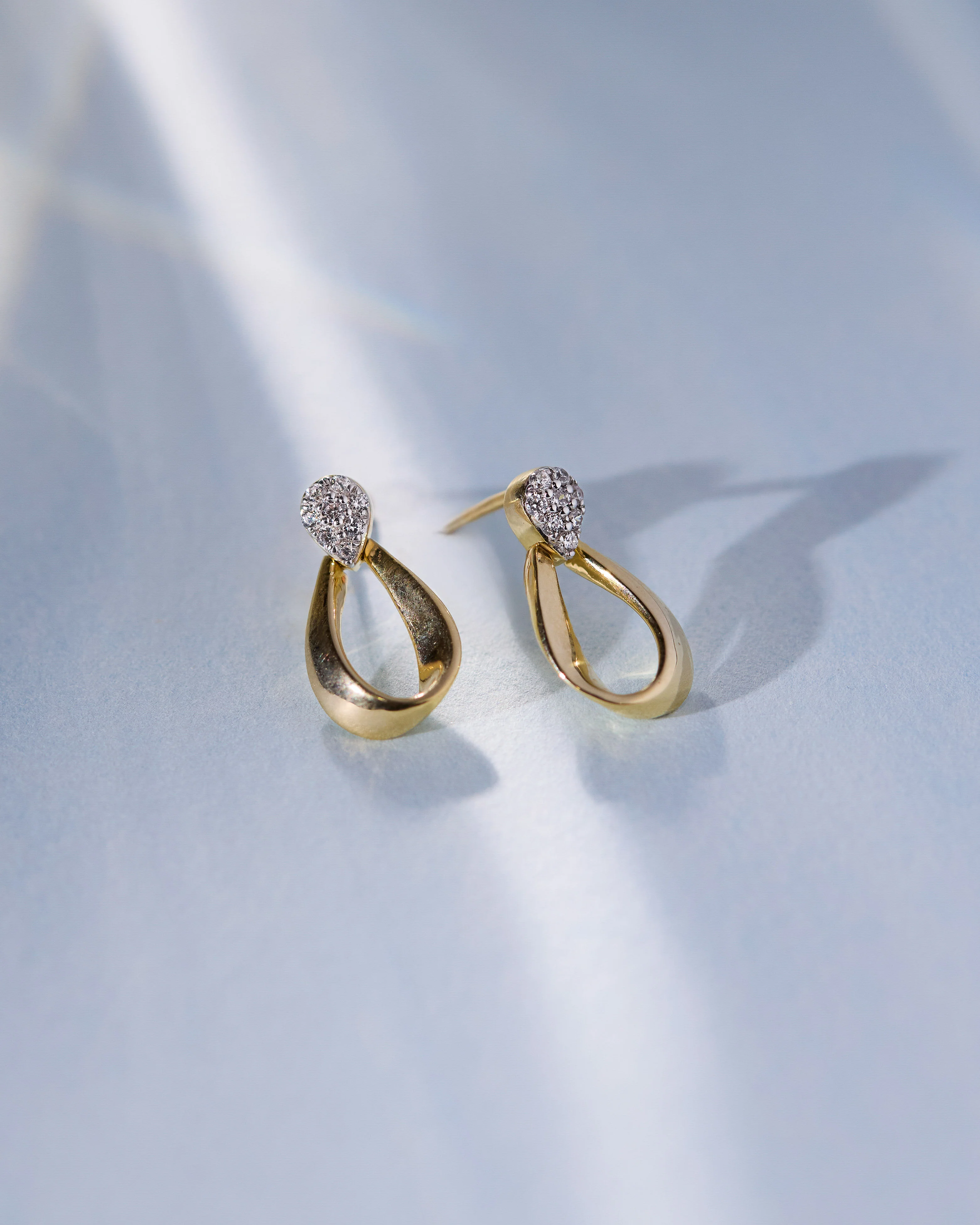 Gilt Diamond Earrings - Image 6