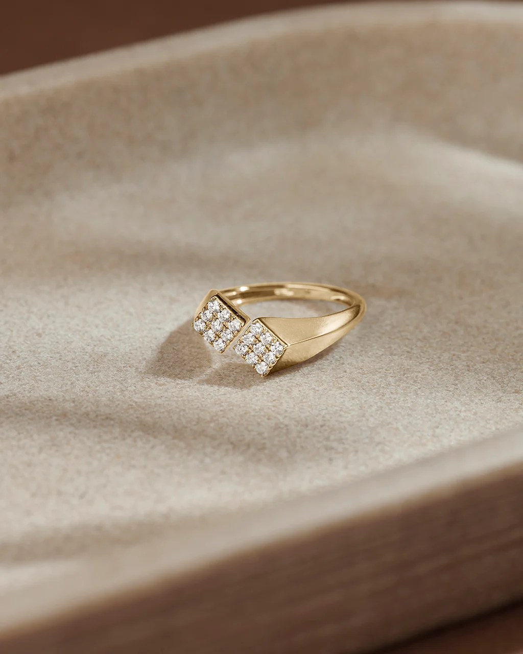 Grid Diamond Ring - Image 7