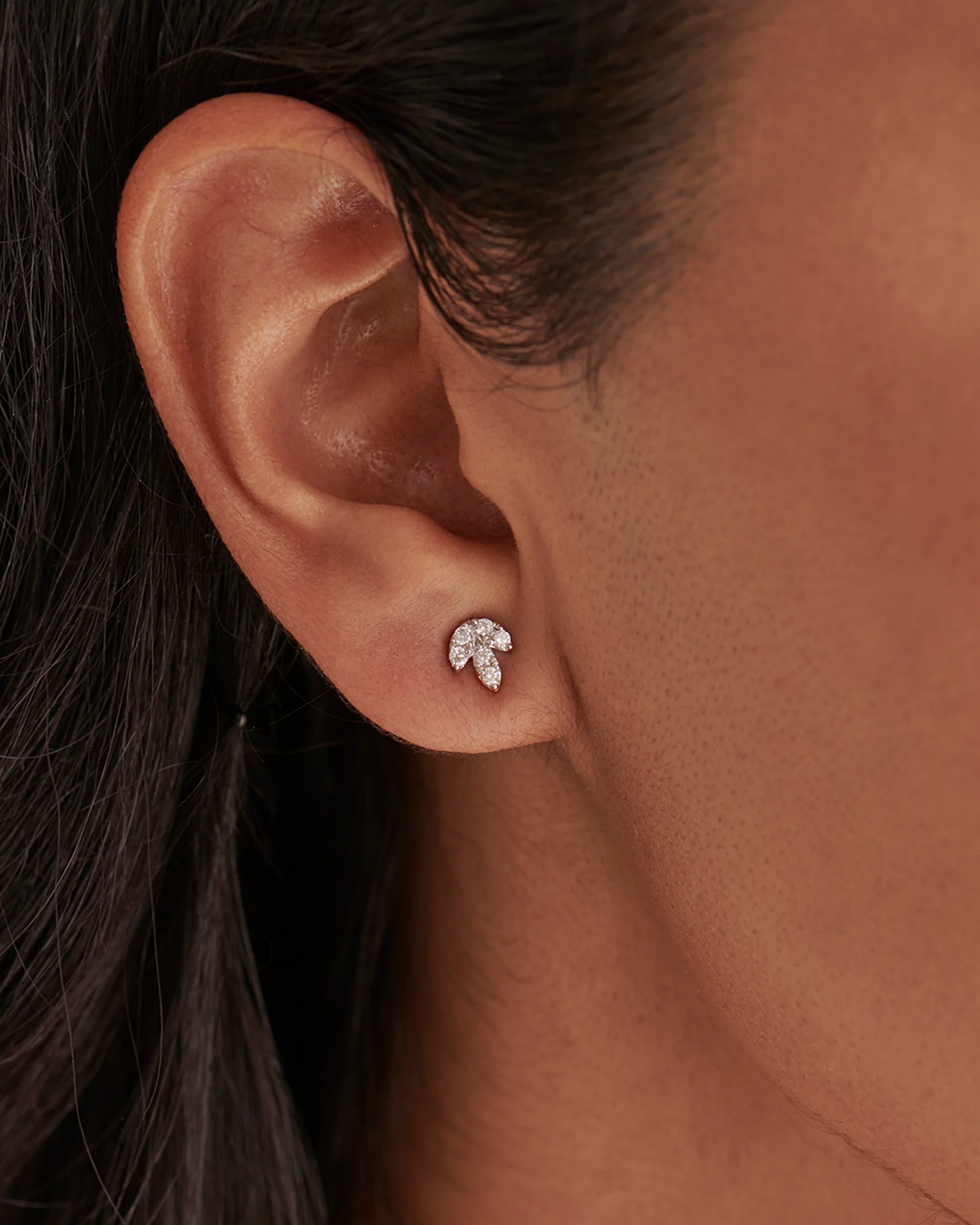Leafy Small Earrings - Image 4