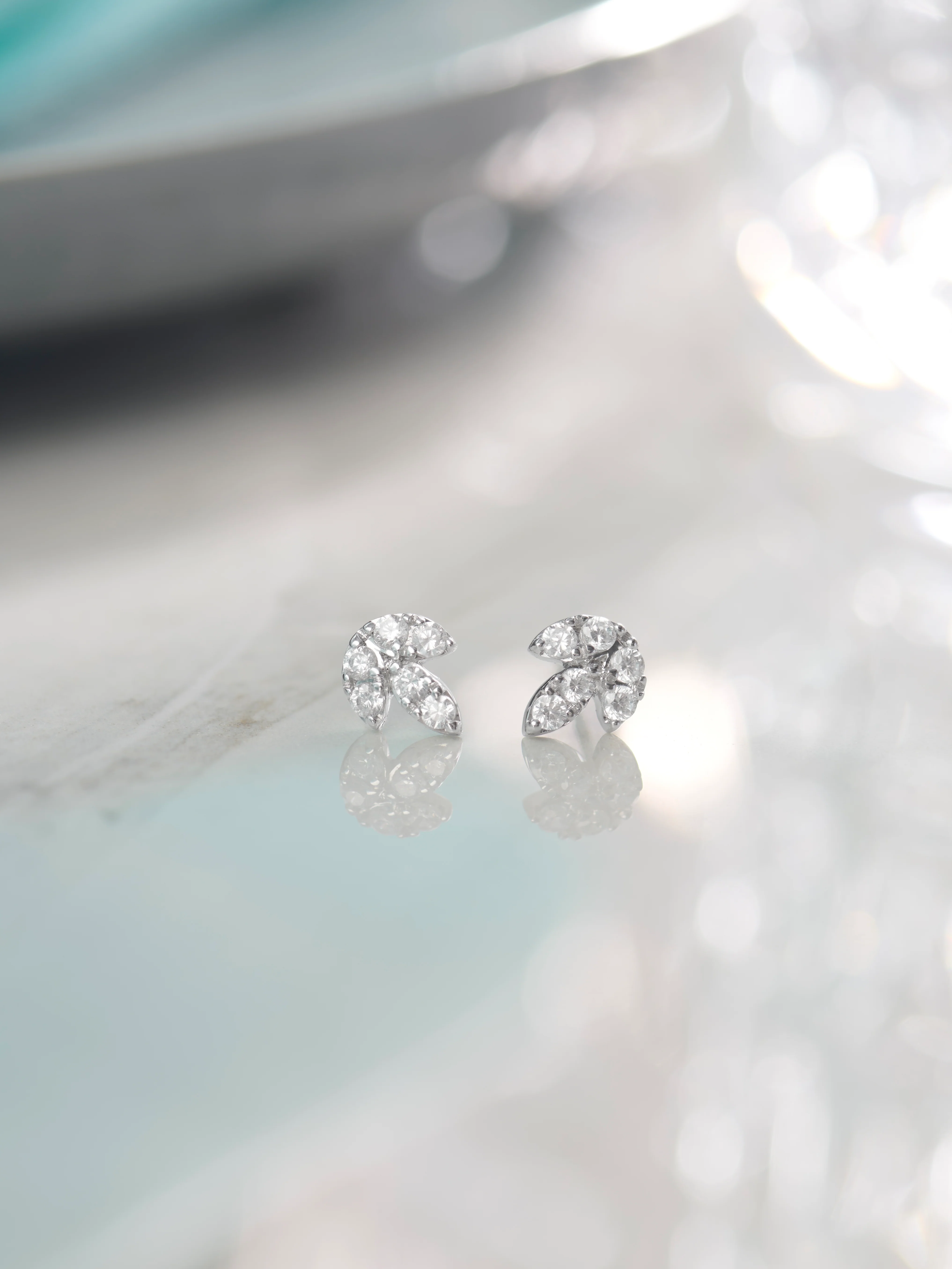 Leafy Small Earrings - Image 6