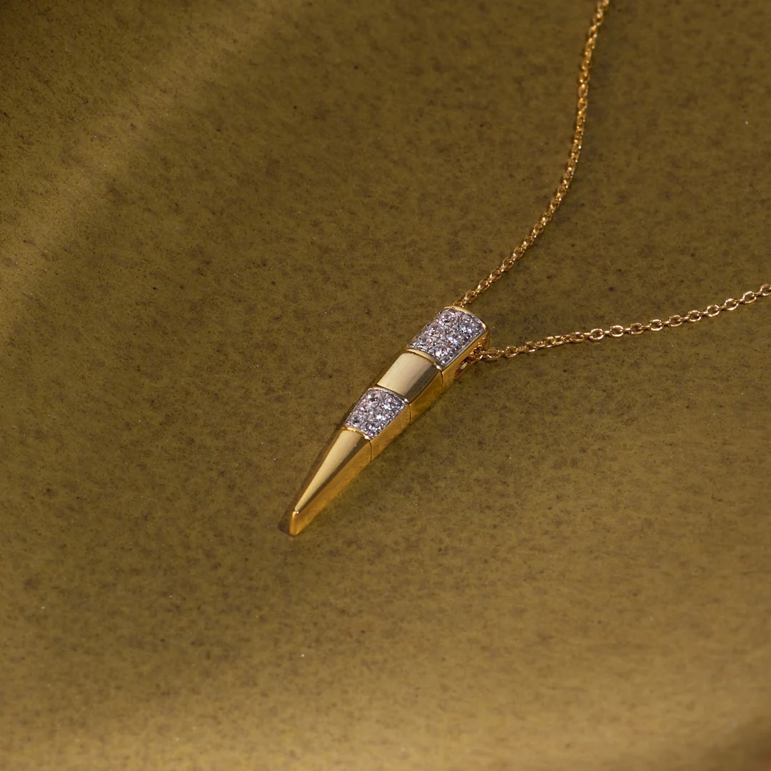 Metal Wave Diamond Necklace