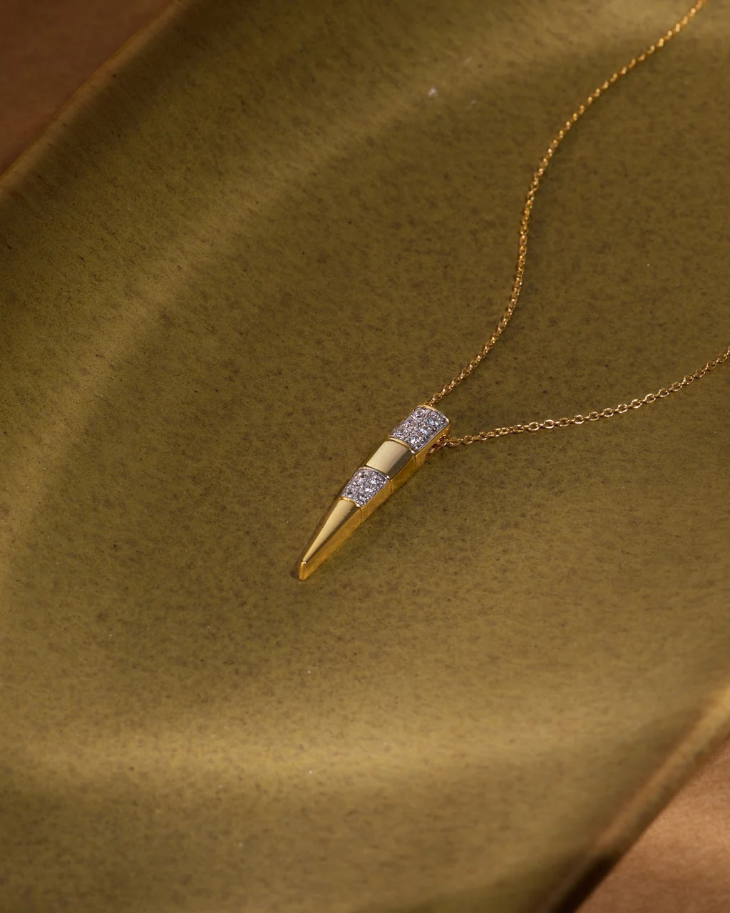 Metal Wave Diamond Necklace - Image 5