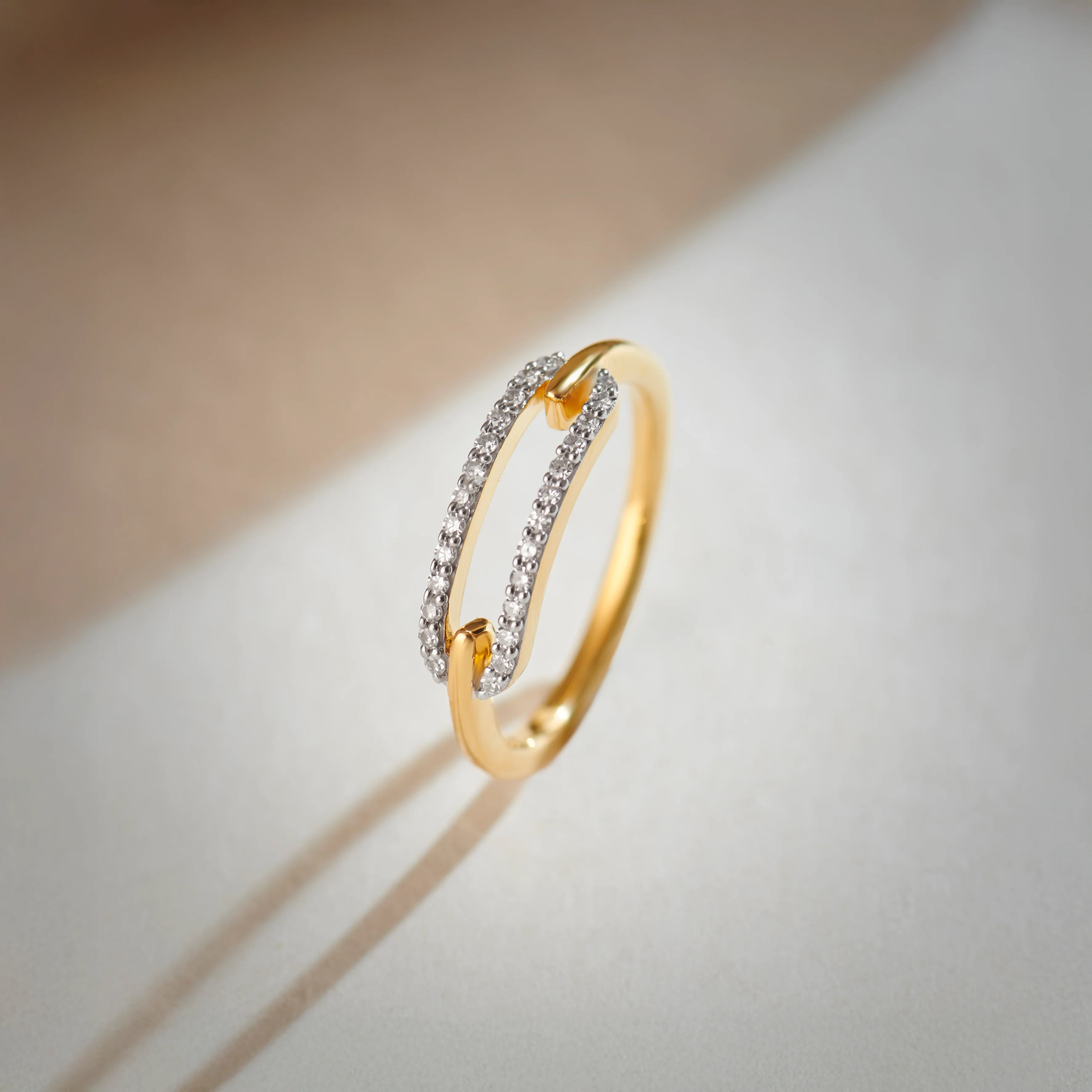 Pave Diamond Paperclip Ring - Image 5