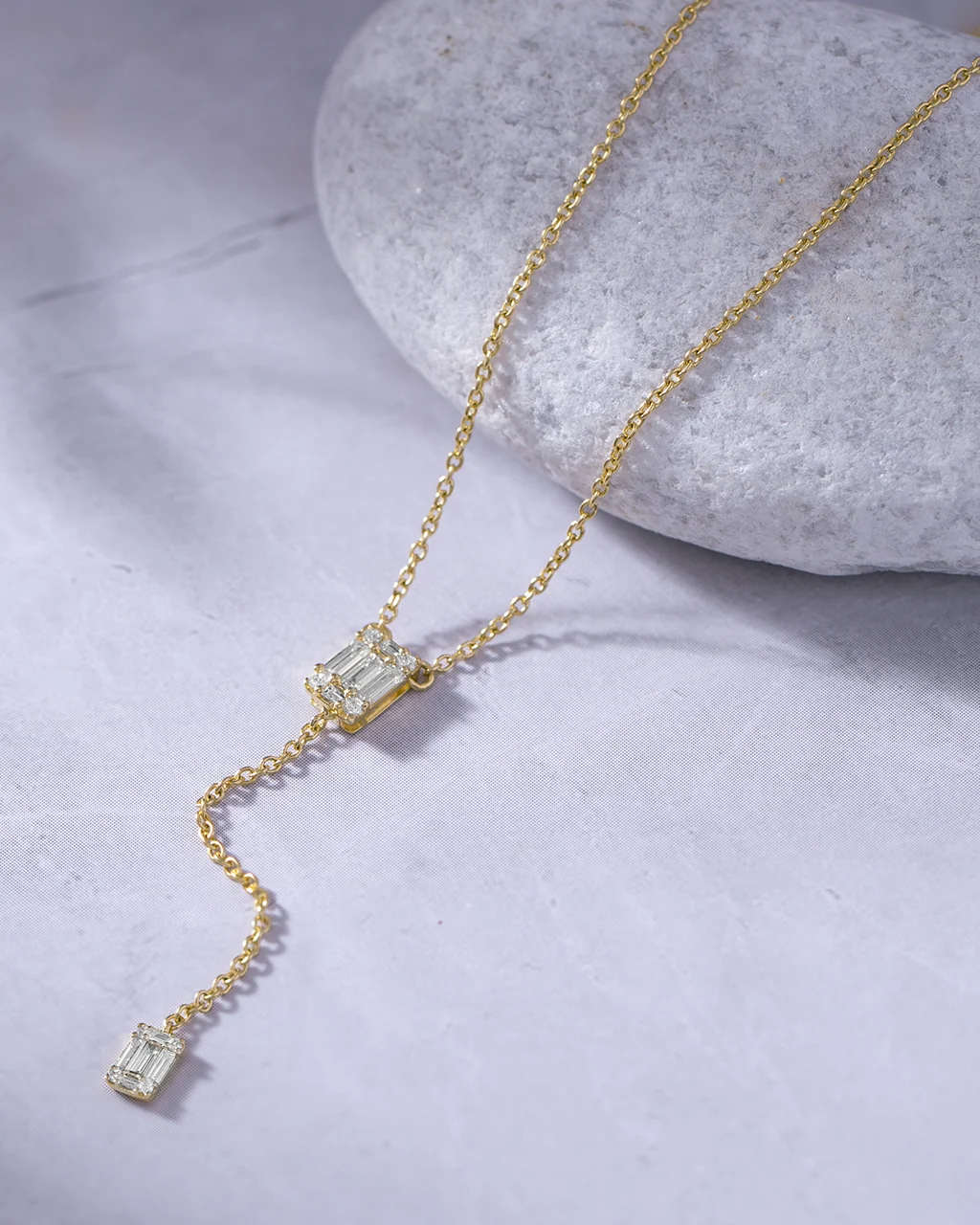 Peak And Drop Diamond Necklace - Image 5