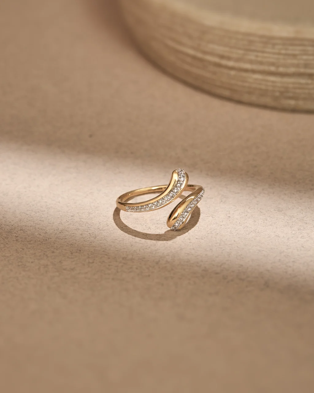 Quiet Curve Diamond Ring - Image 6