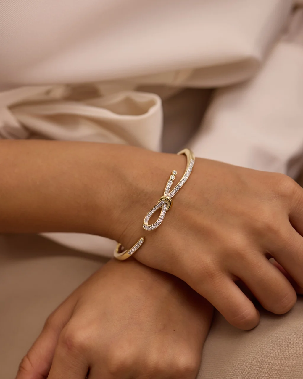 Ribbon Open Diamond Bracelet - Image 2