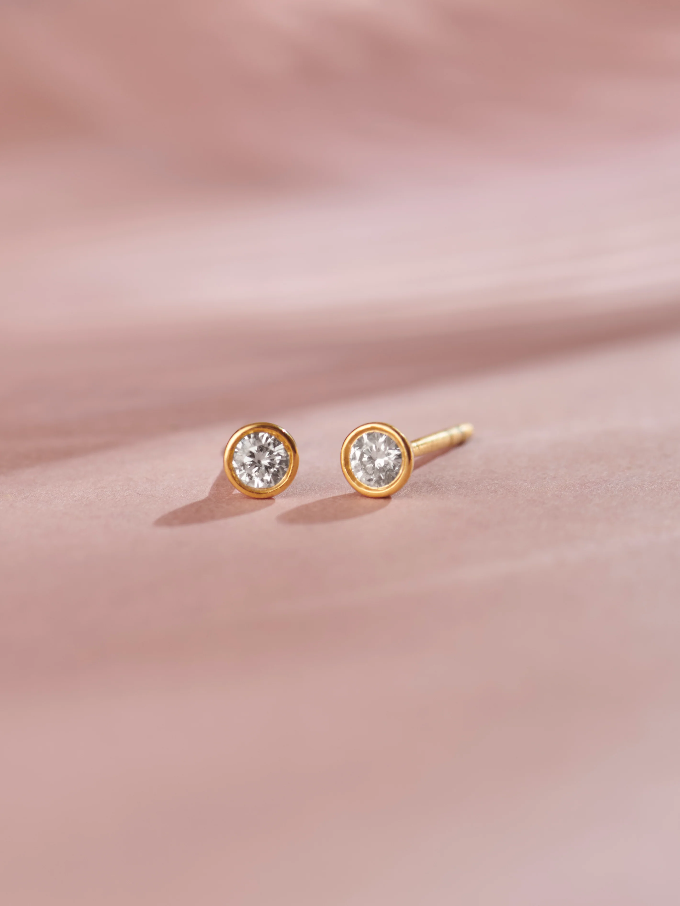 Round Cluster Small Diamond Earrings - Image 4