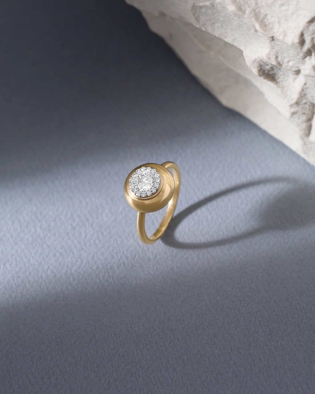Round Diamond Cluster Ring - Image 5