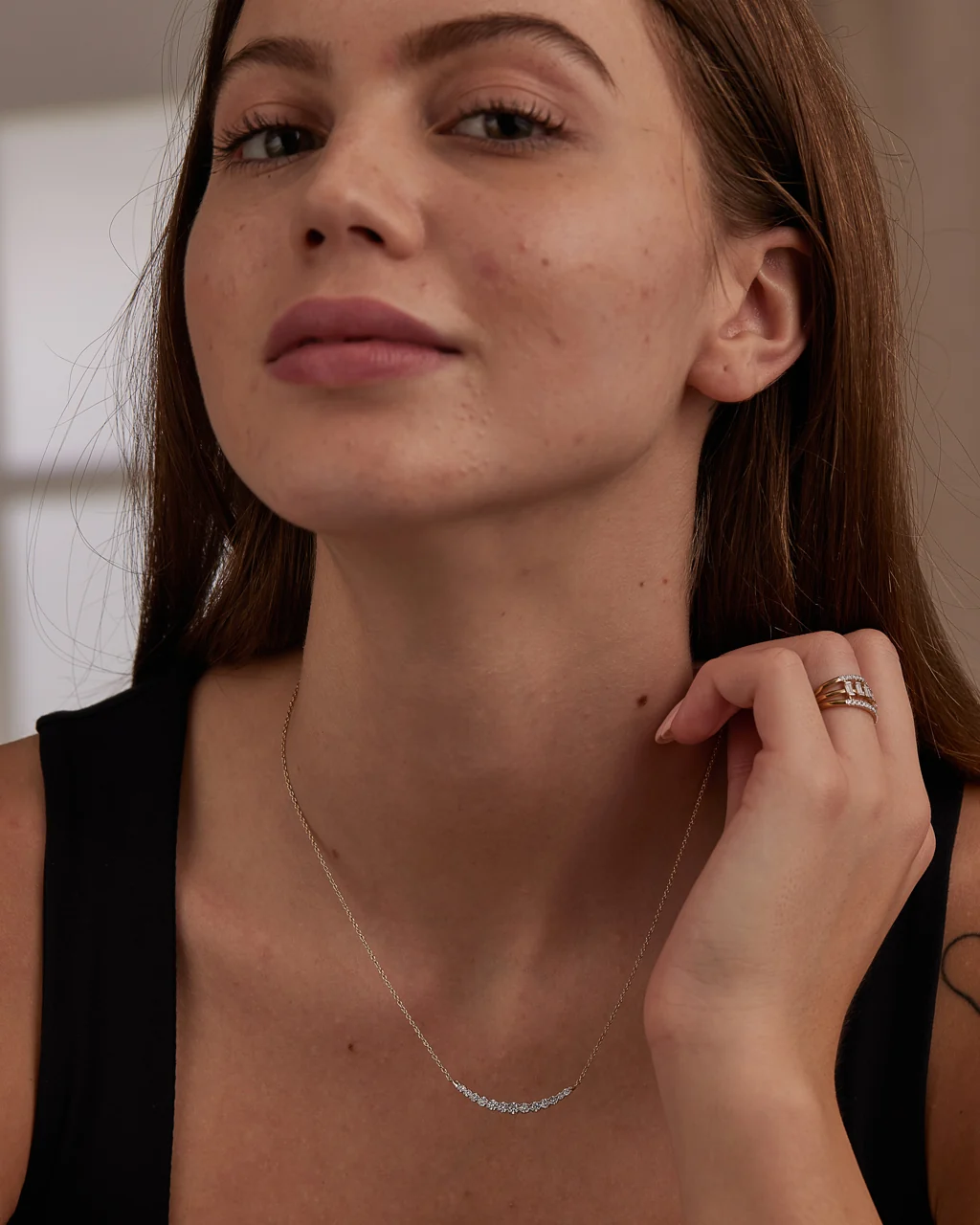 Scallop Bar Diamond Necklace - Image 4