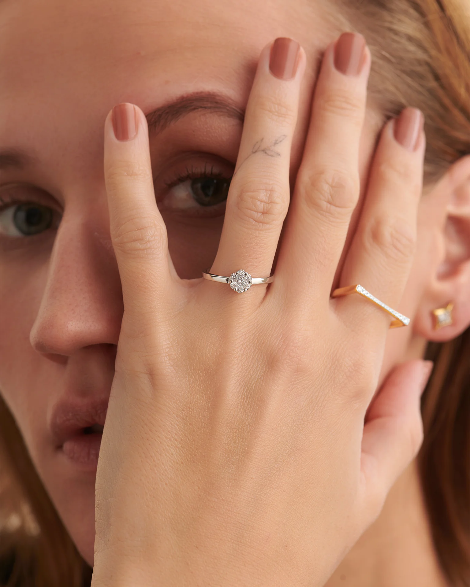 Sleek Floral Ring - Image 2