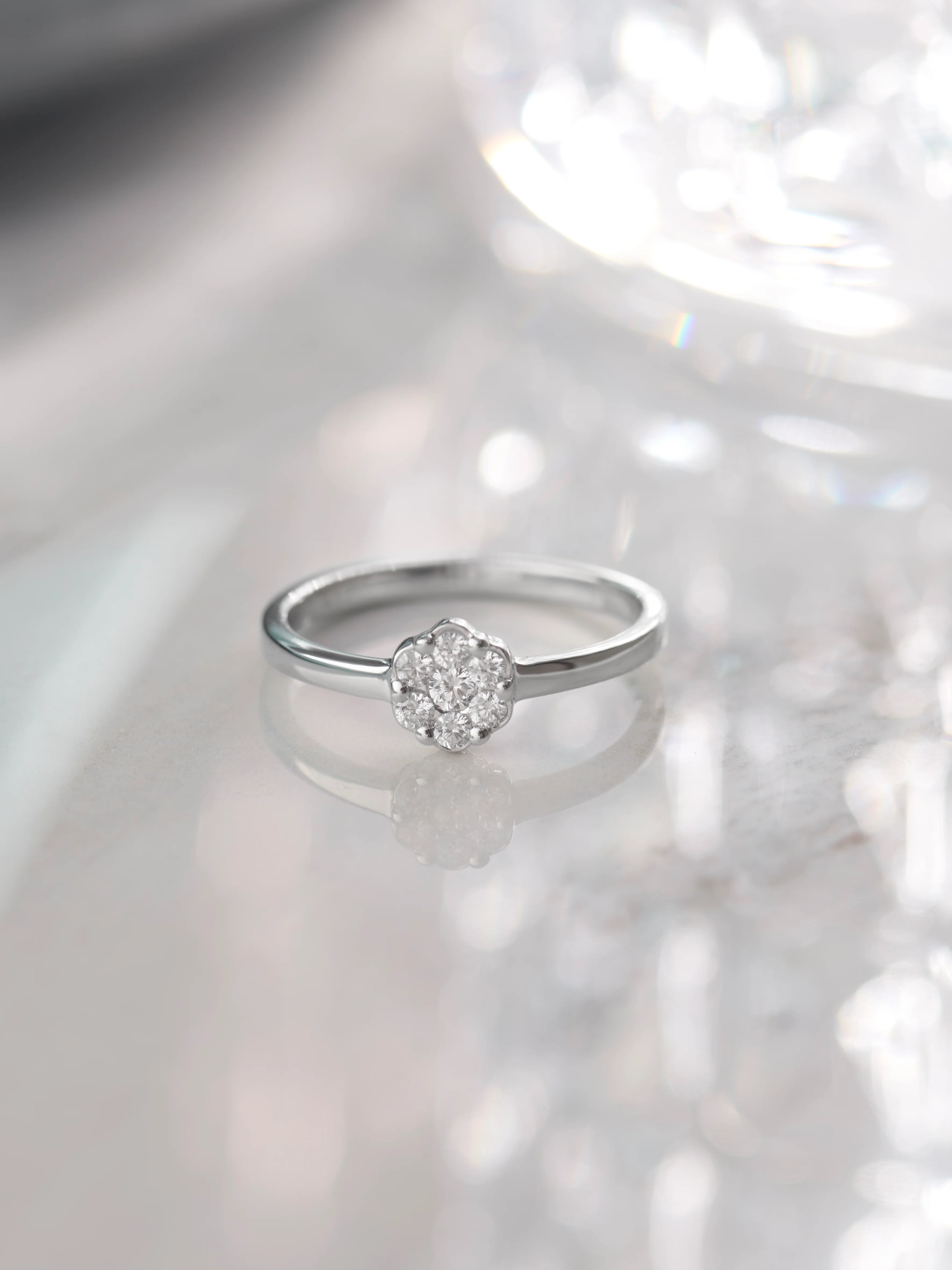 Sleek Floral Ring - Image 4