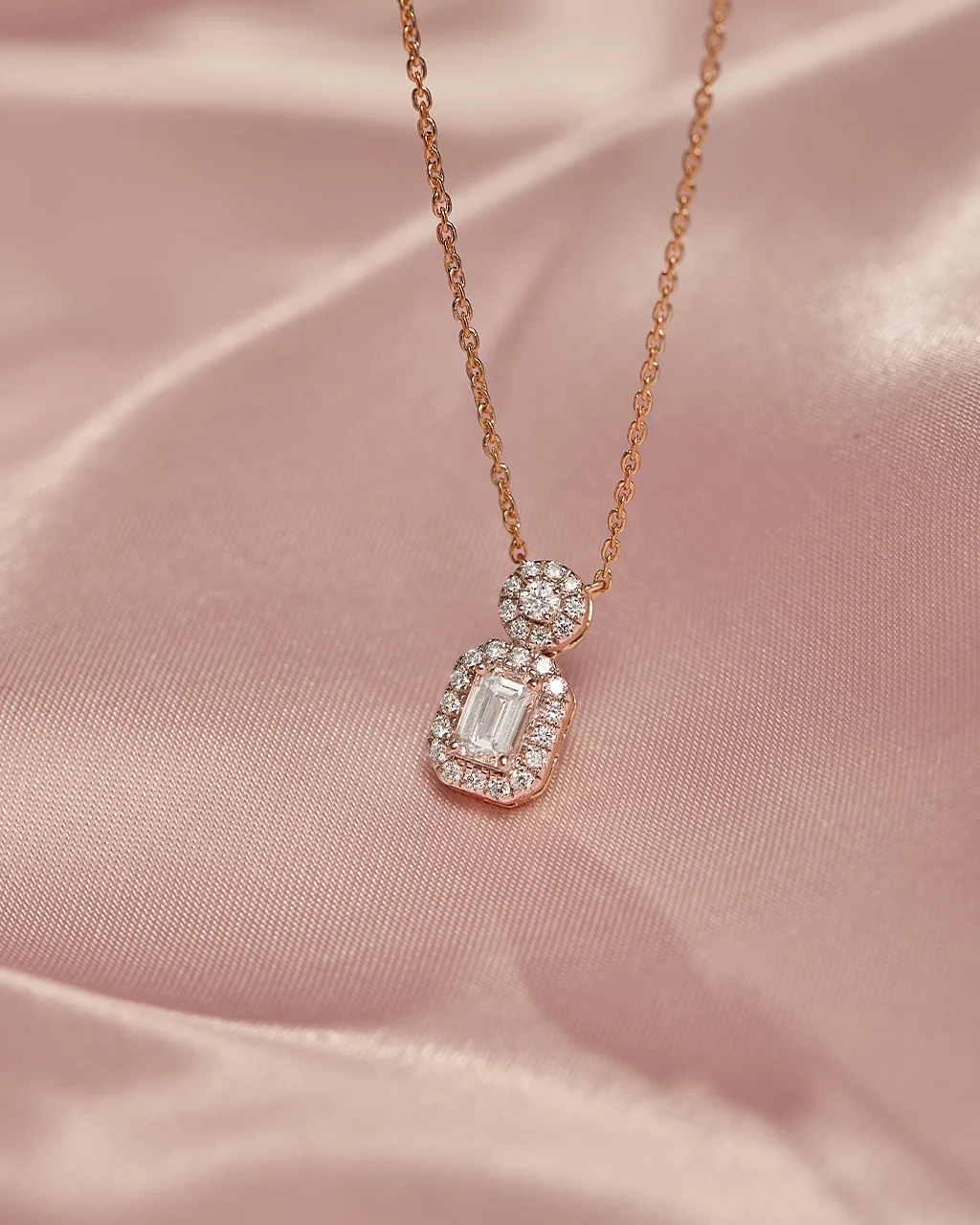 Solitaire Emerald Diamond Necklace - Image 5