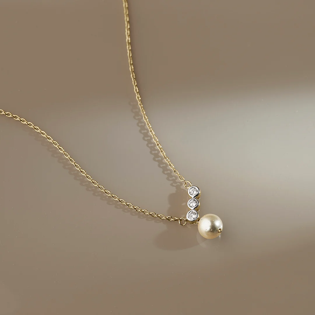 Trio Dew Necklace