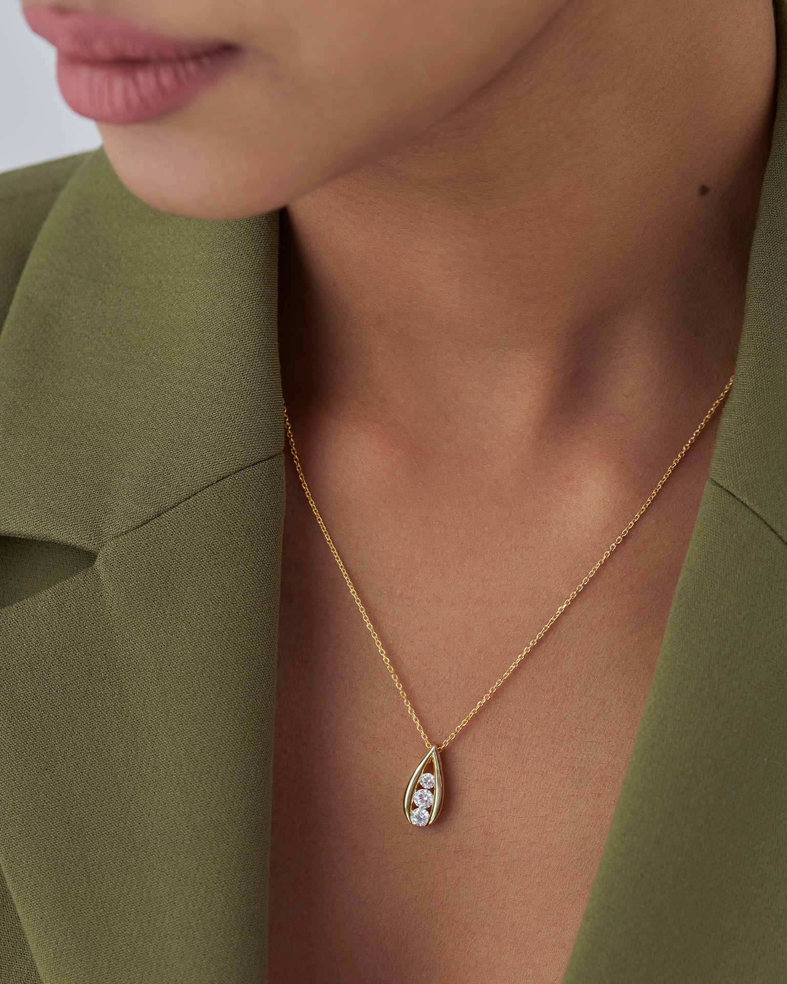 Trio Glow Solitaire Necklace - Image 4