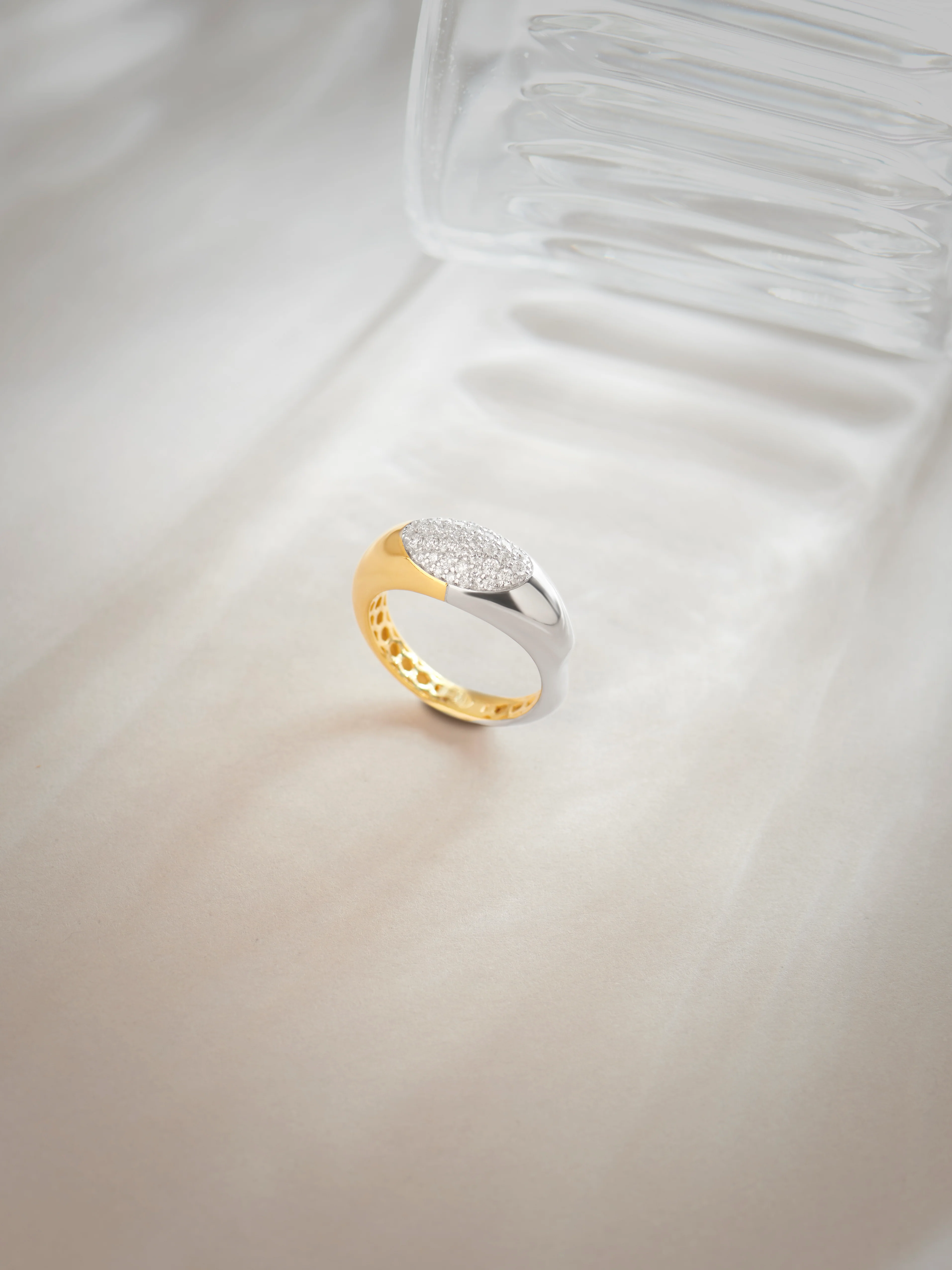 Two-Tone Bold Ring - Image 5